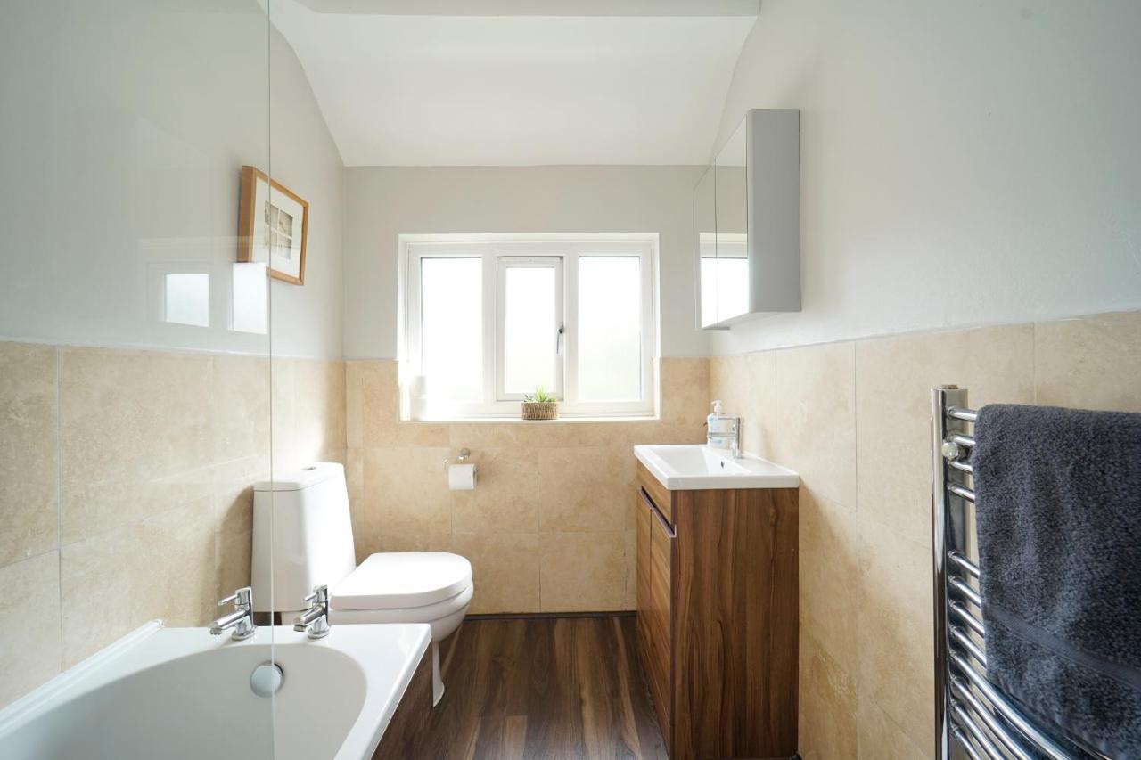 Stunning 5 Bed House In Chapel Allerton, Sleeps 9 利兹 外观 照片